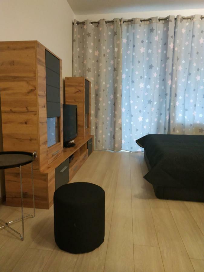 Kosice Smart Apartman ภายนอก รูปภาพ
