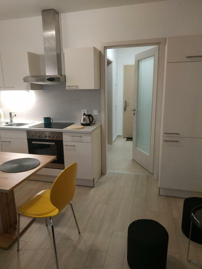 Kosice Smart Apartman ภายนอก รูปภาพ