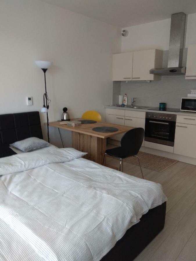 Kosice Smart Apartman ภายนอก รูปภาพ